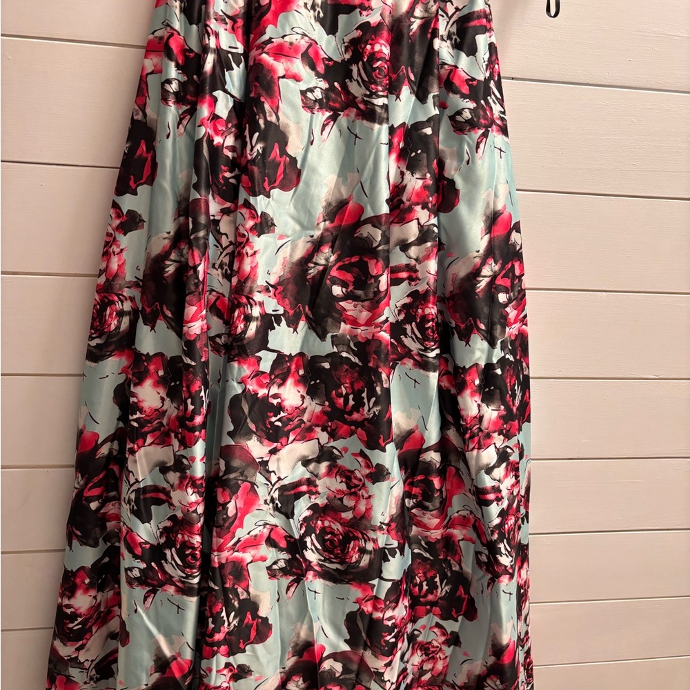 Blondie Nites Red and Black Floral Maxi Skirt